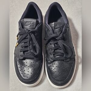 PREOWNED Nike/Jordan 1 Retro Low Metallic Gold Women Shoes Size 8.5